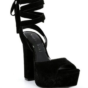 Gianni Bini Black Wrap Around “Karstin” Heels - Size 9